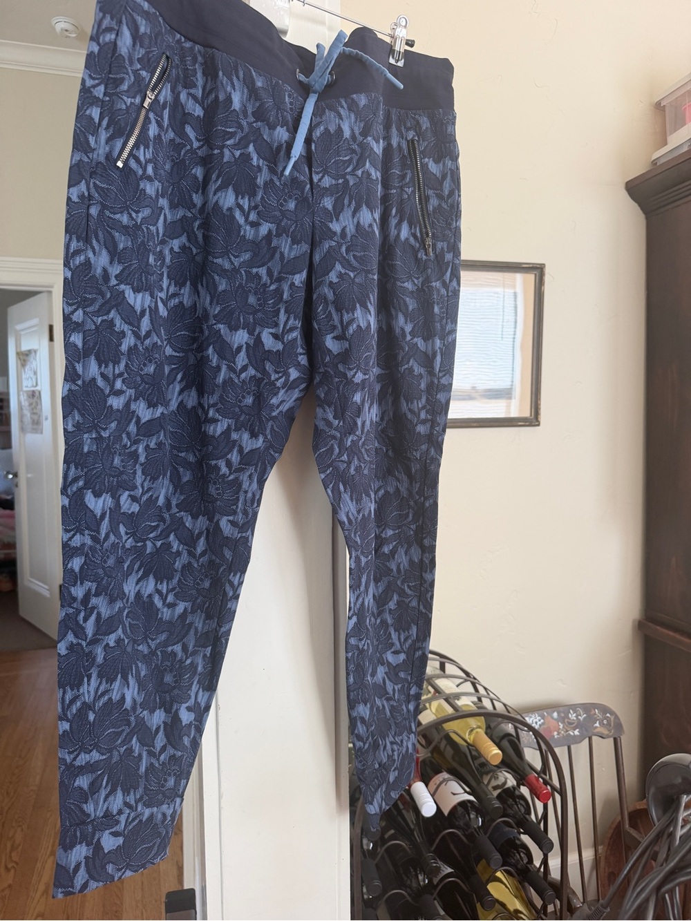 Athleta Navy Blue Floral-Print Jogger Pants